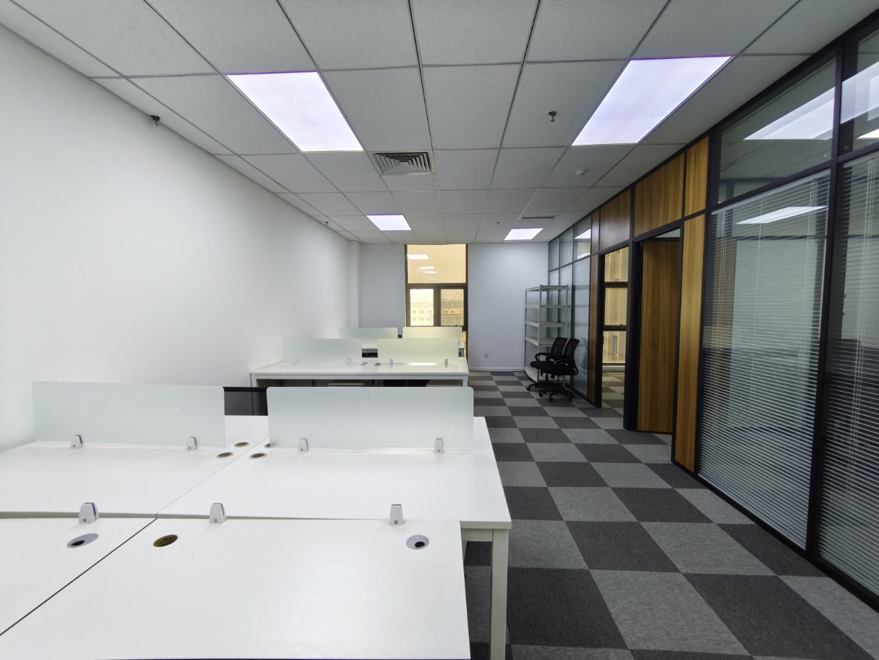 华汇大厦124.51平米